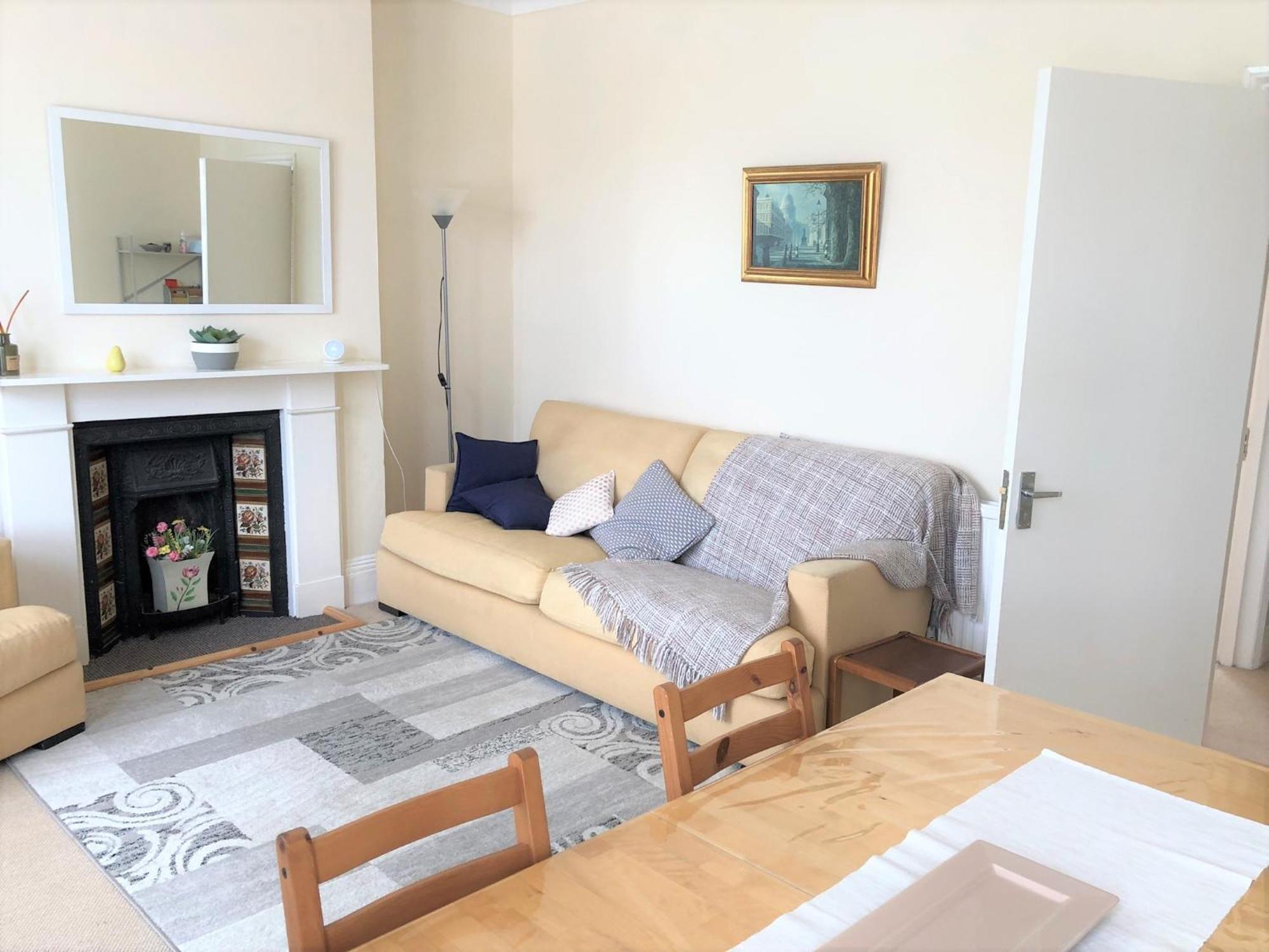Spacious West London 2 Bedroom Apartment Extérieur photo