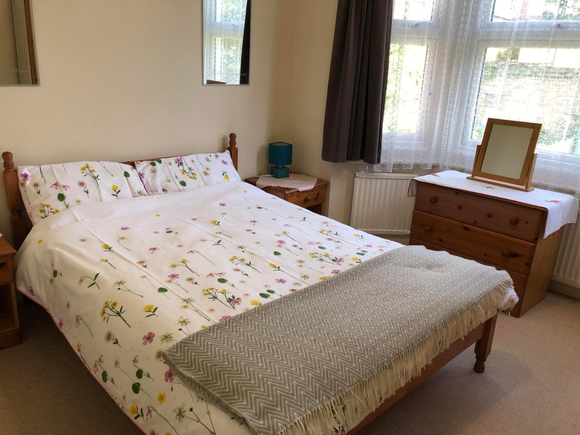 Spacious West London 2 Bedroom Apartment Extérieur photo